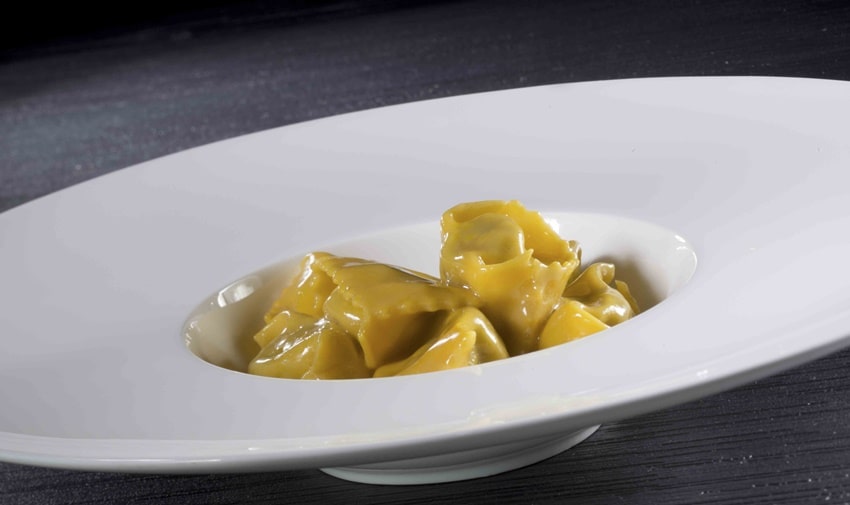 Villaggio Fontanafredda agnolotti al sugo di arrosto