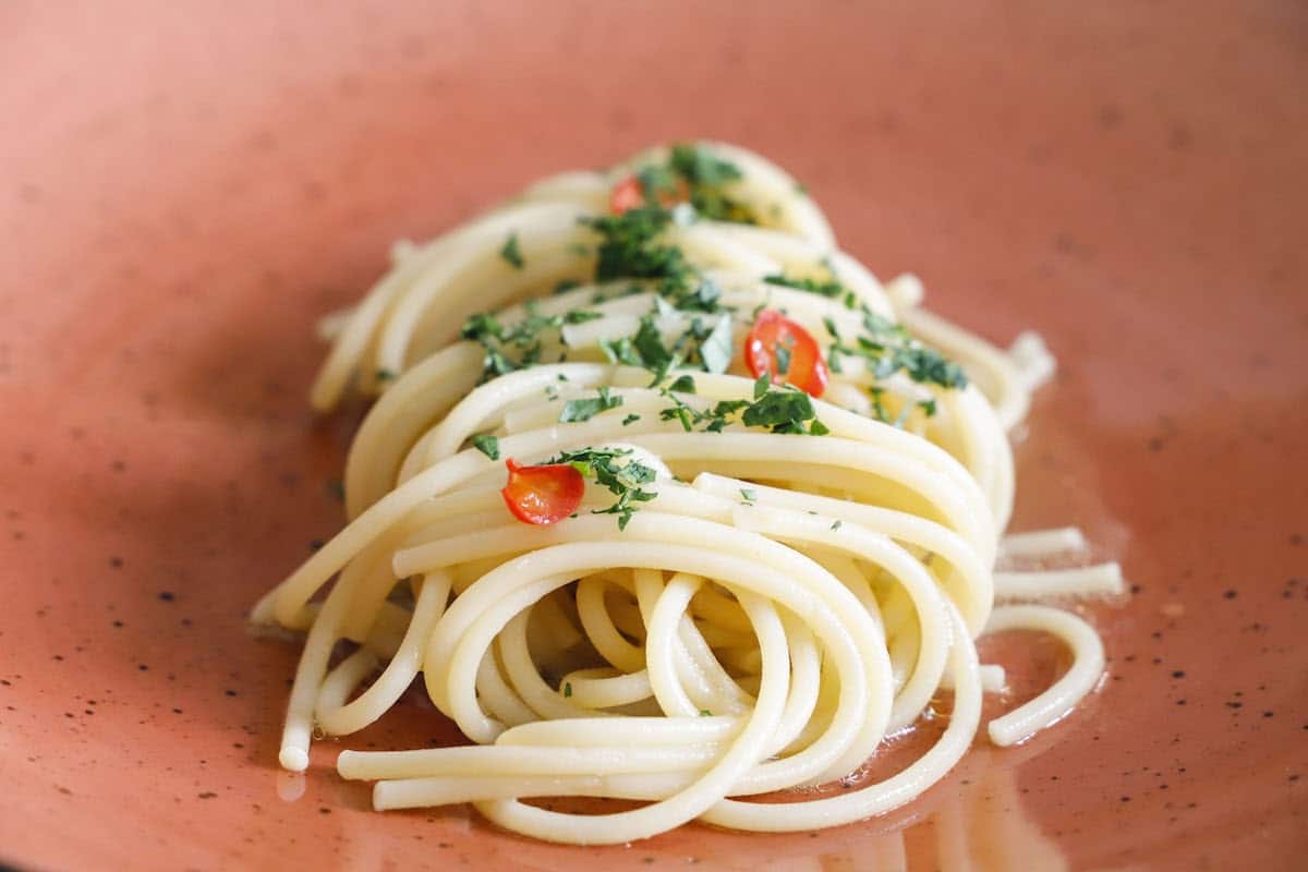 spaghetto con colatura di alici