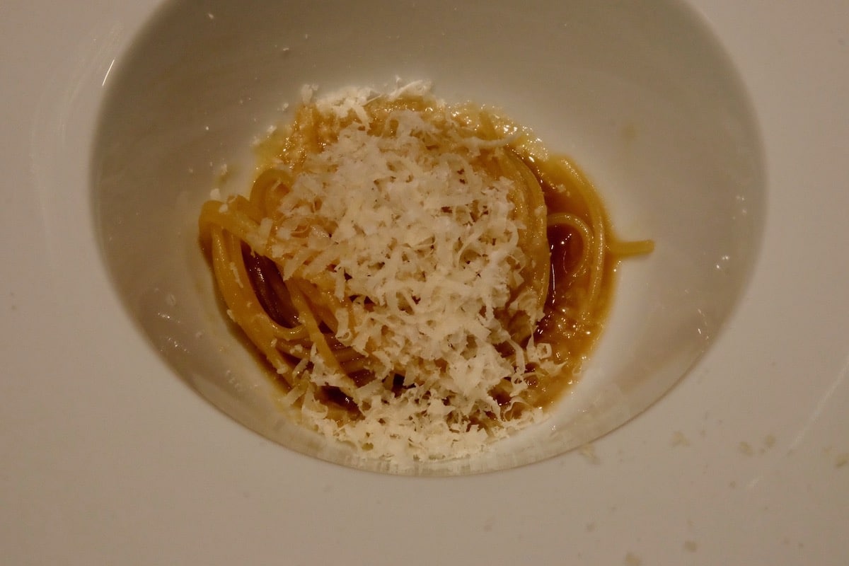 pasta-cipolla-elementi-fine-dining