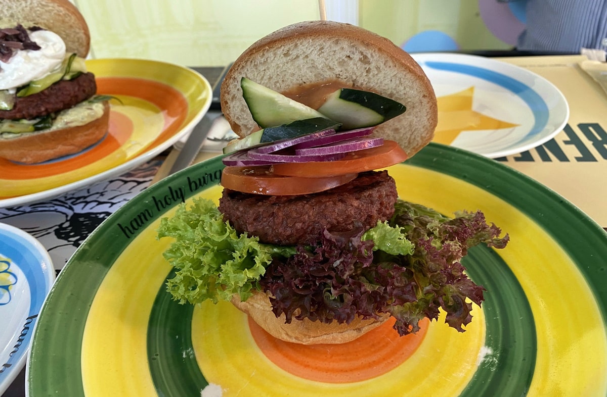future-farm-hamburger