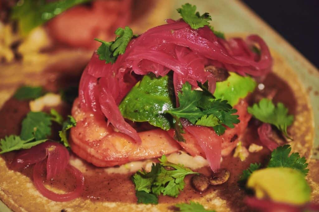 Hard Rock Cafe con la chef Dominique Crenn a sostegno di Andos