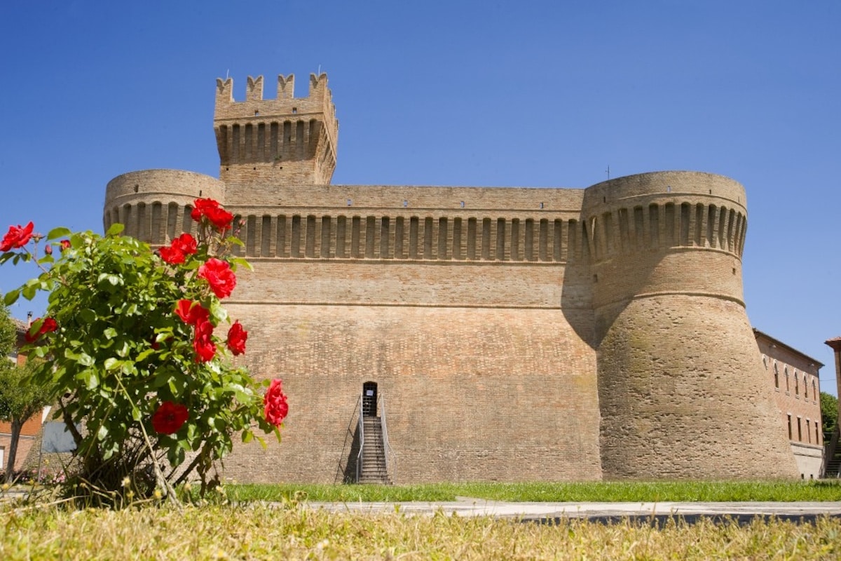 Strada_del_Miele_di_Macerata_Urbisaglia_la fortezza