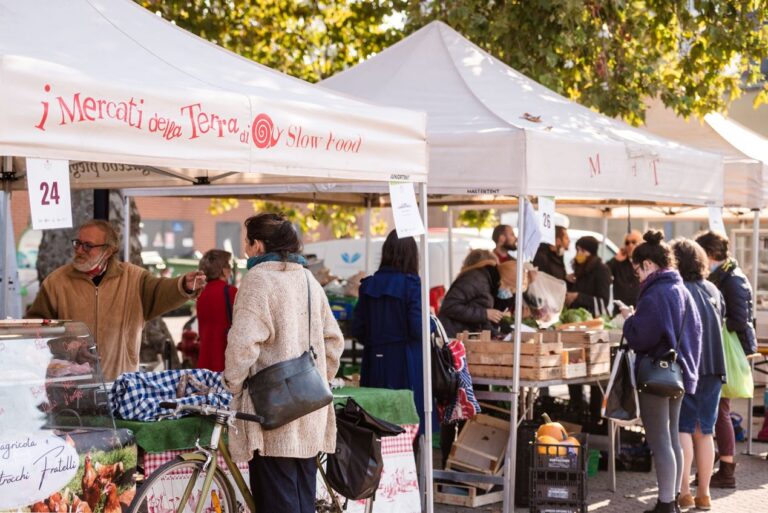 mercato-della-terra-slow-food mercato-della-terra-slow-food