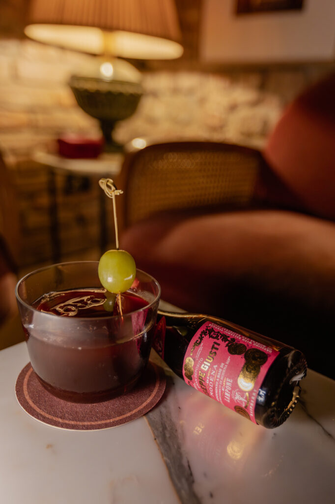 cocktail con aceto: Raspberry Negroni