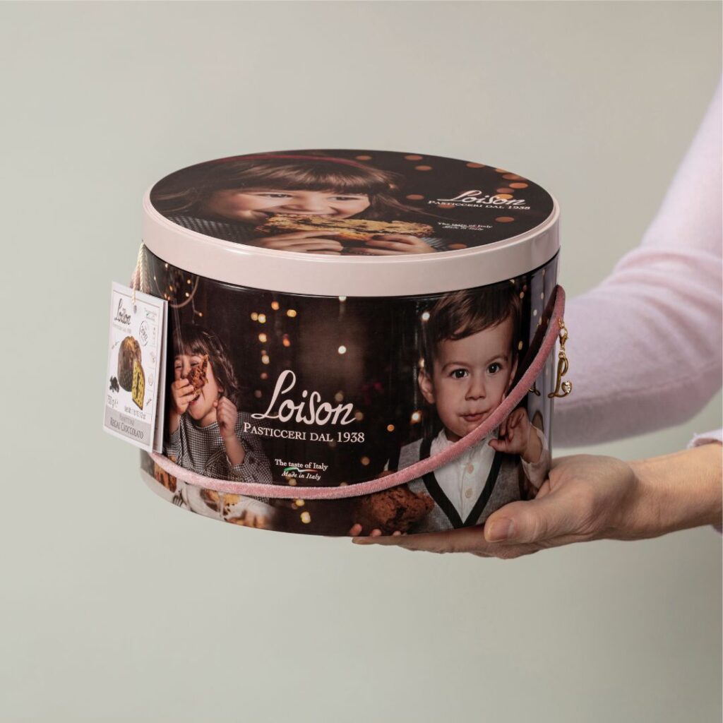 Latta Loison 2020 con fotografie di bambini e maniglia in velluto