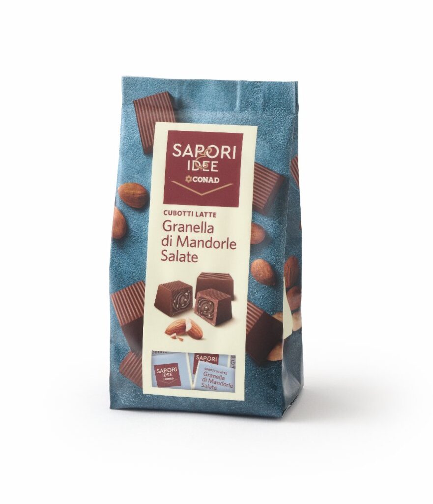 Cubotti di cioccolato al latte con granella di mandorle salate Sapori&Idee Conad